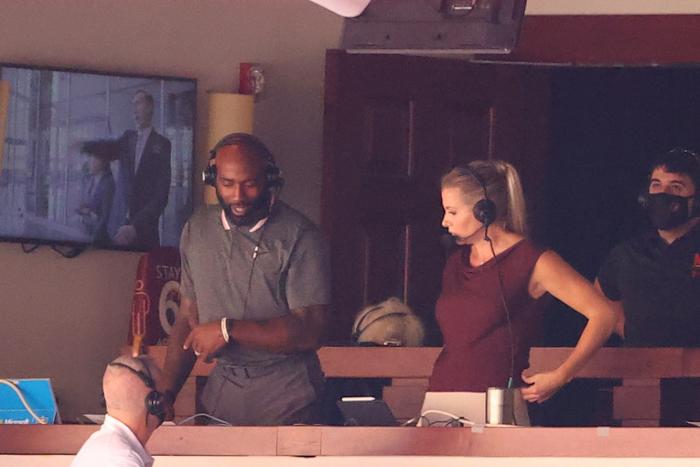 DeAngelo Hall Julie Donaldson © Geoff Burke-USA TODAY Sports